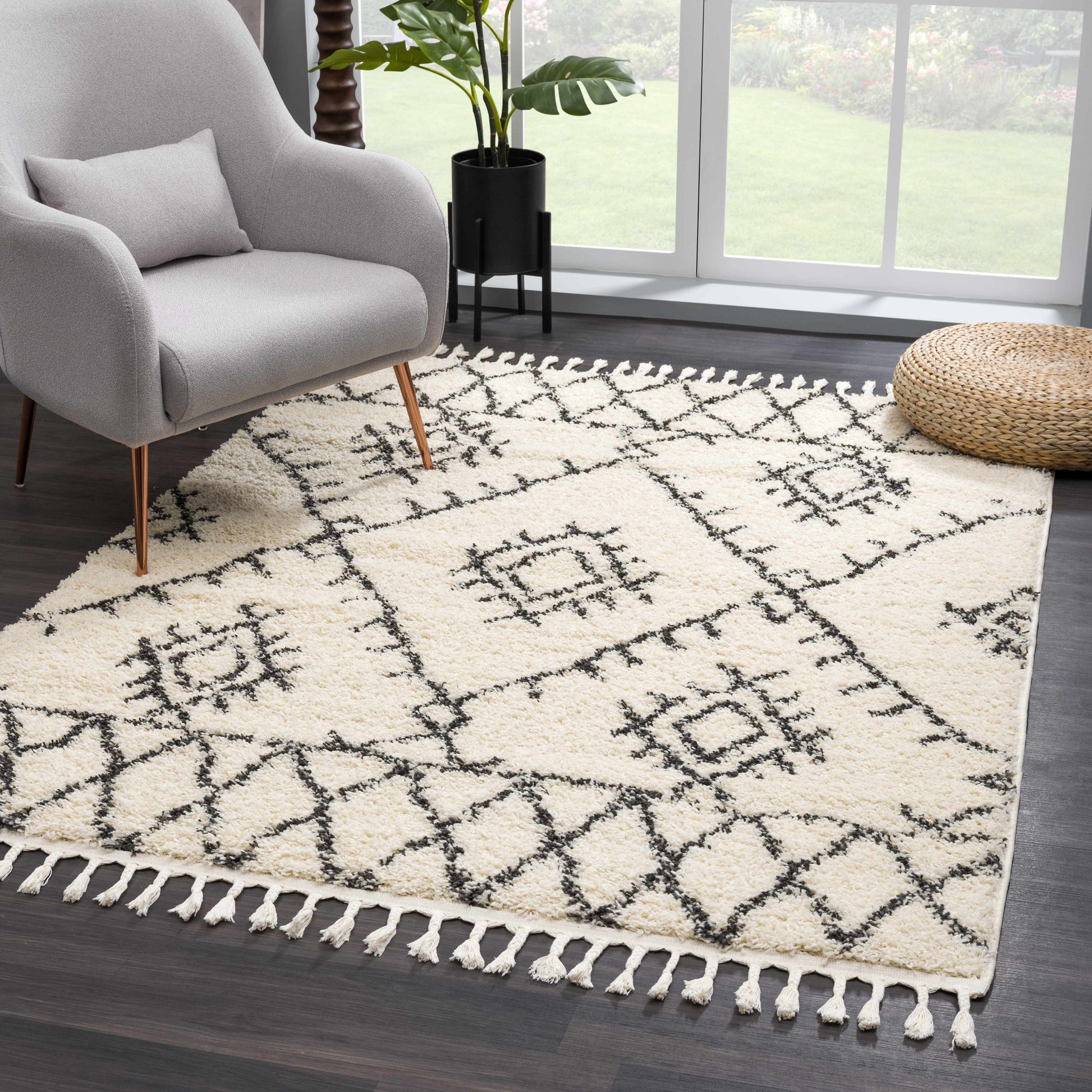 Emlenton Berber Shag with Tassels - Clearance