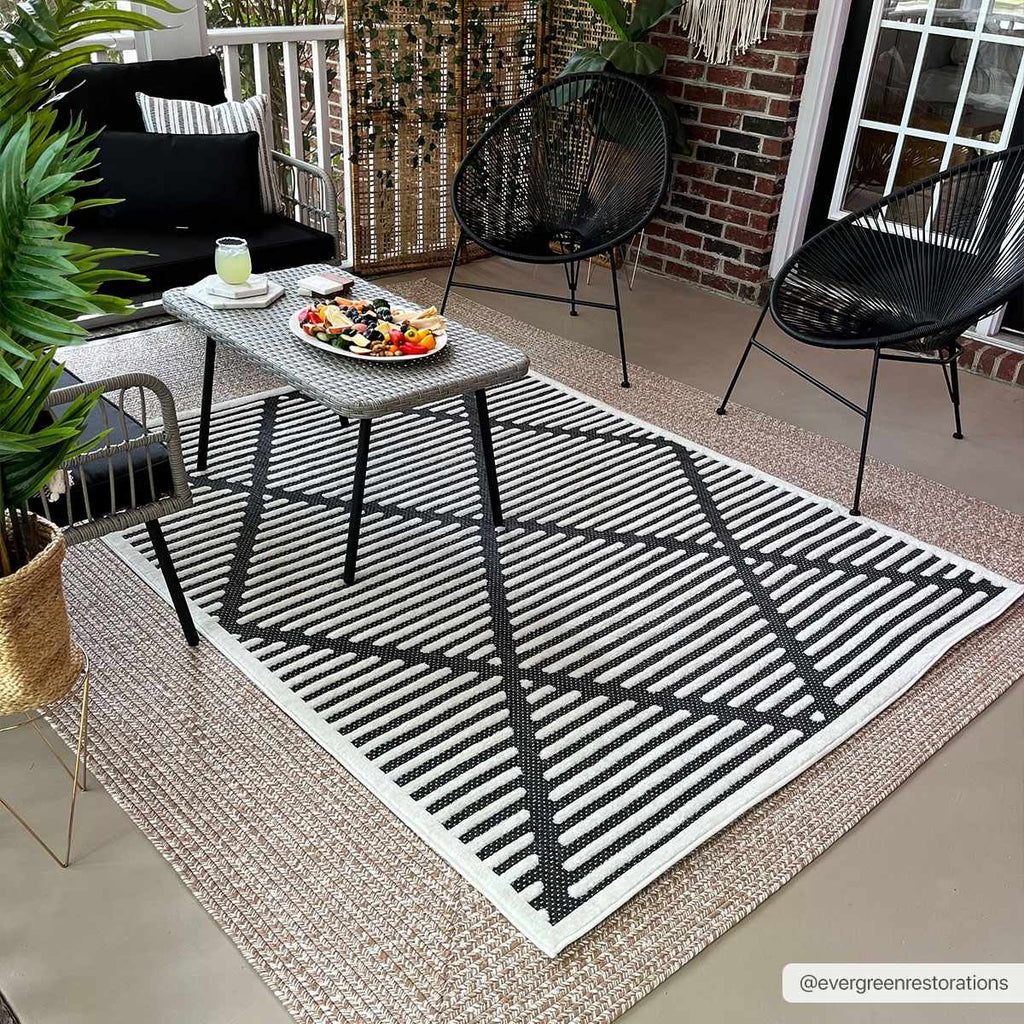 Anah 3D Black Outdoor Rug