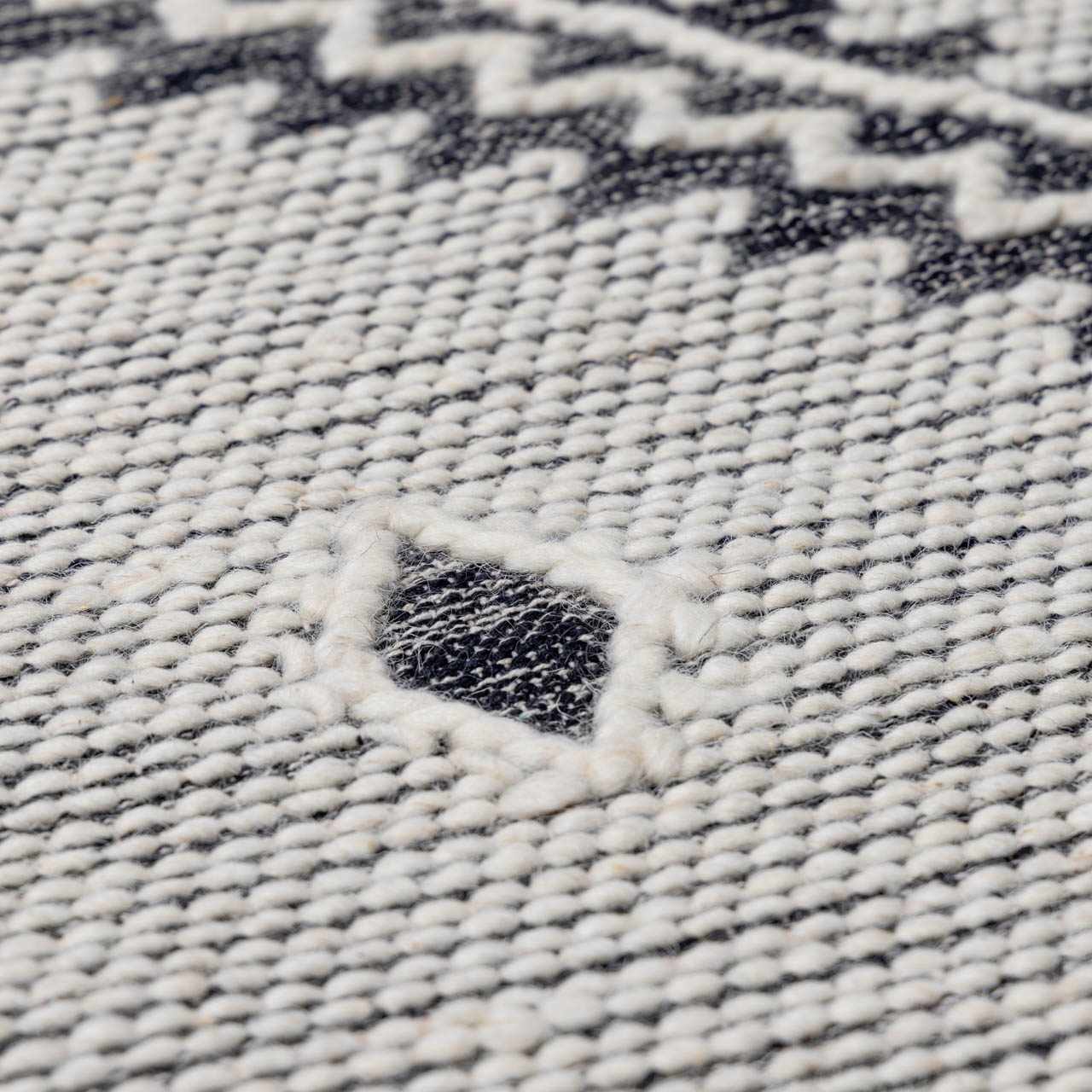 Brownhills Hand Woven Cotton & Wool Area Rug