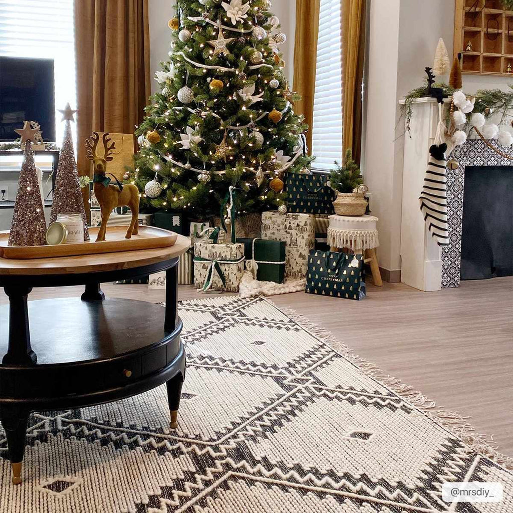 Brownhills Hand Woven Cotton & Wool Area Rug