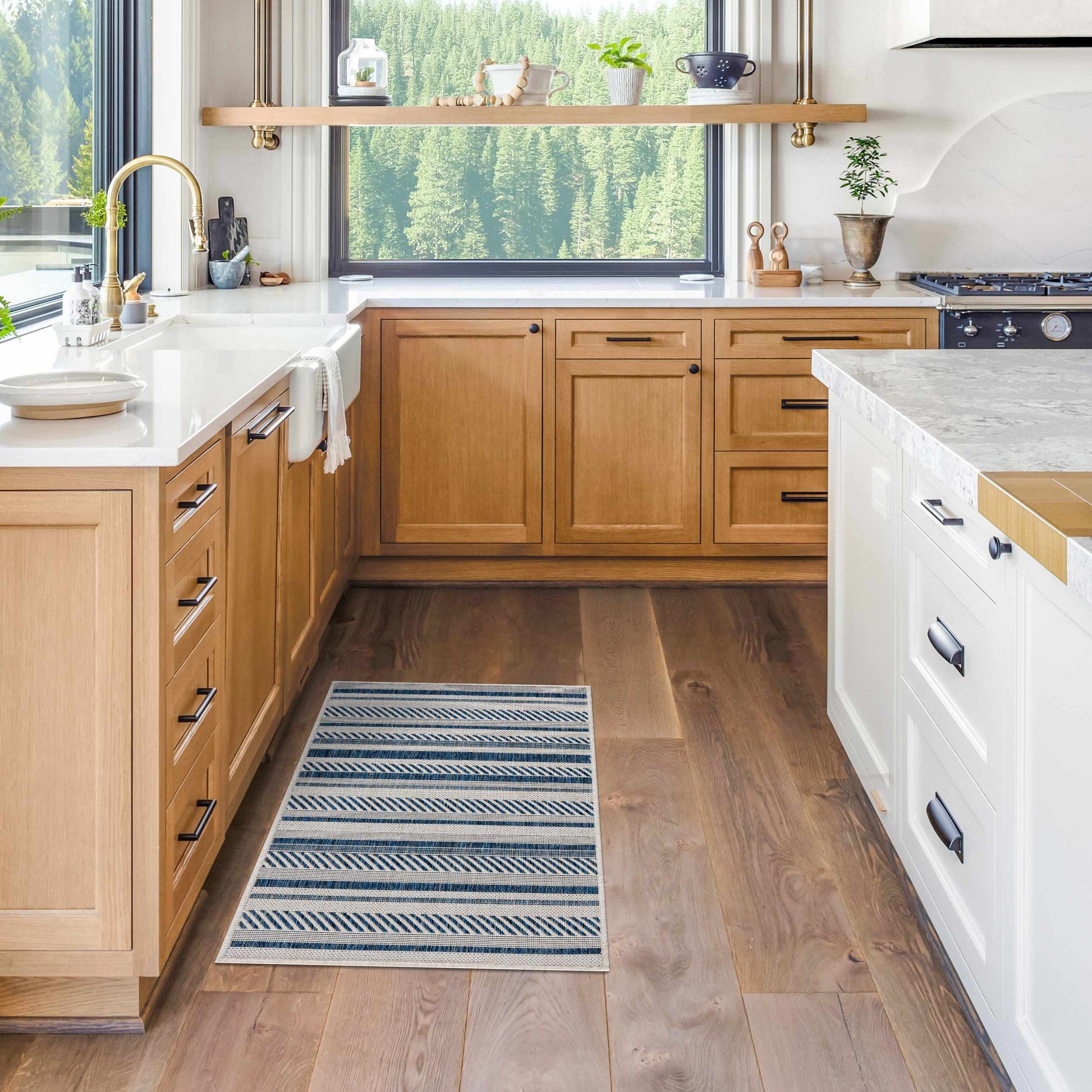 Olin White&Blue Striped Nordic Rug