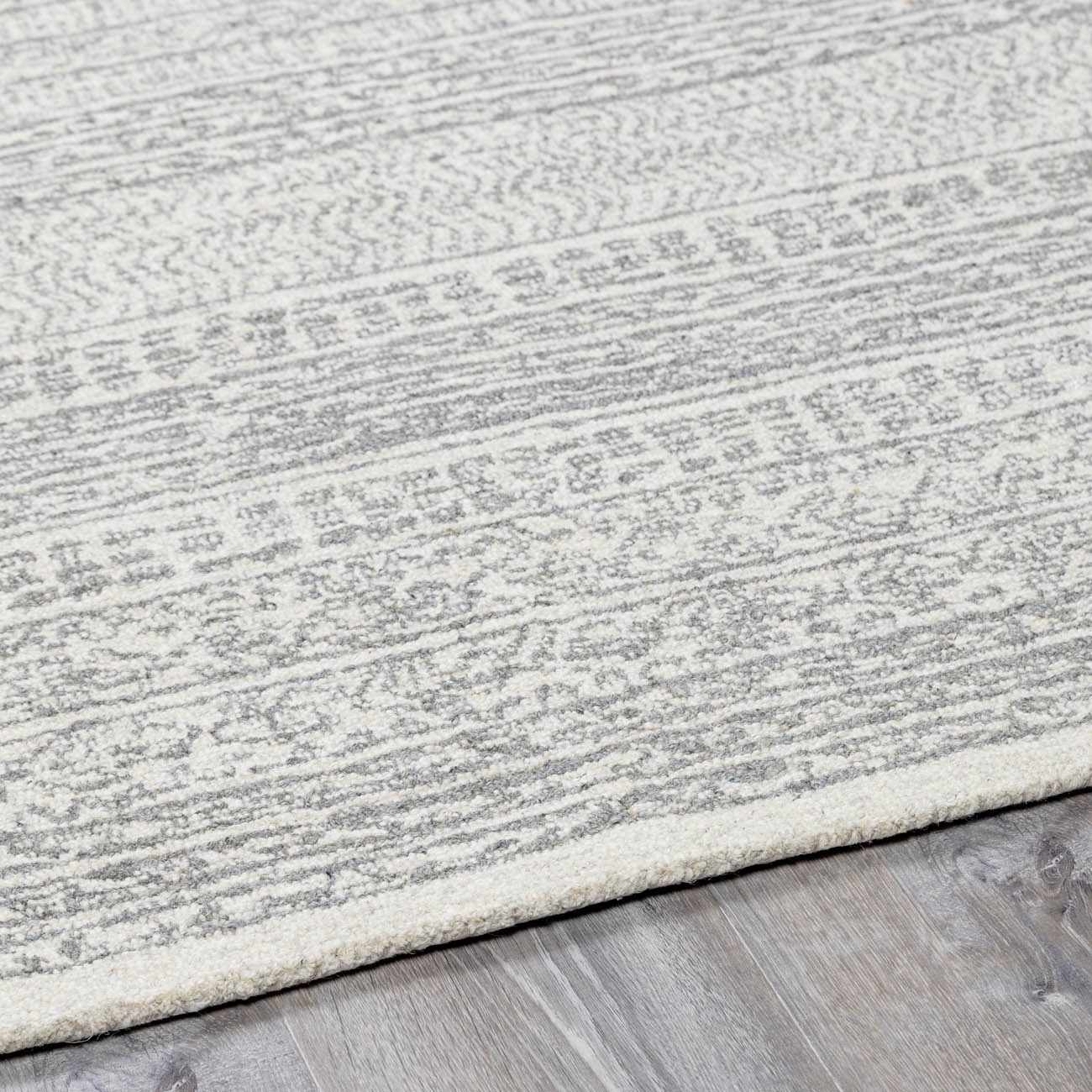 Kinmundy Tufted Maroc Wool Rug