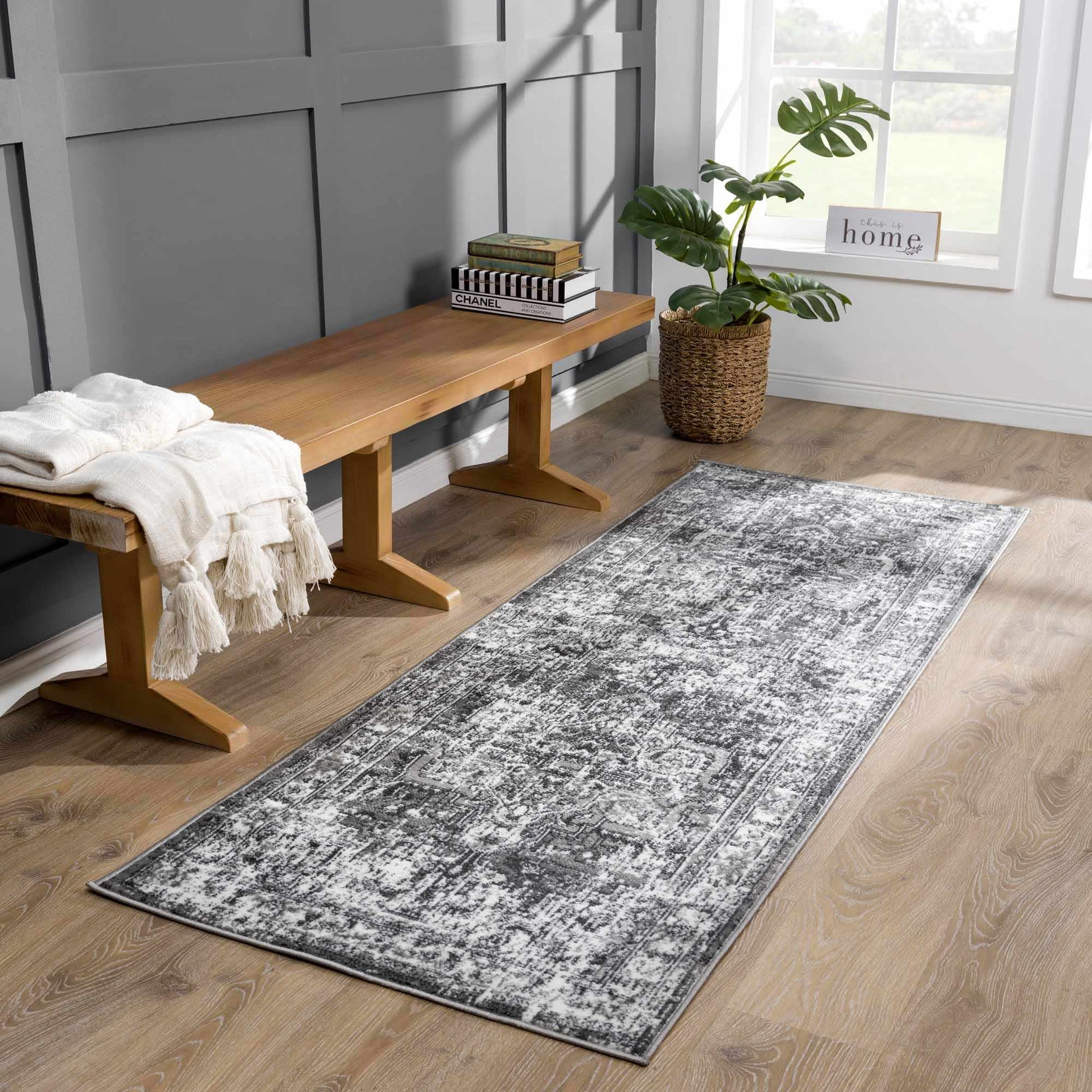 Eddie Area Rug - Promo