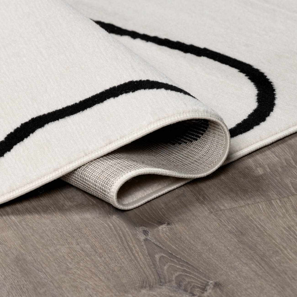 Eilir Modern Low Profile Boho Rug