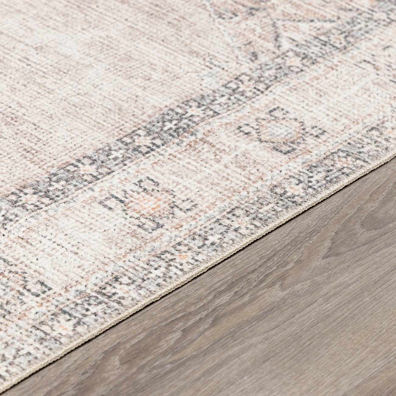 Lila Medallion Brown - Livabliss x Becki Owens