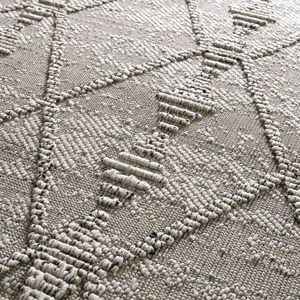 Nyla Bone Indoor & Outdoor Rug - 2x3 Clearance