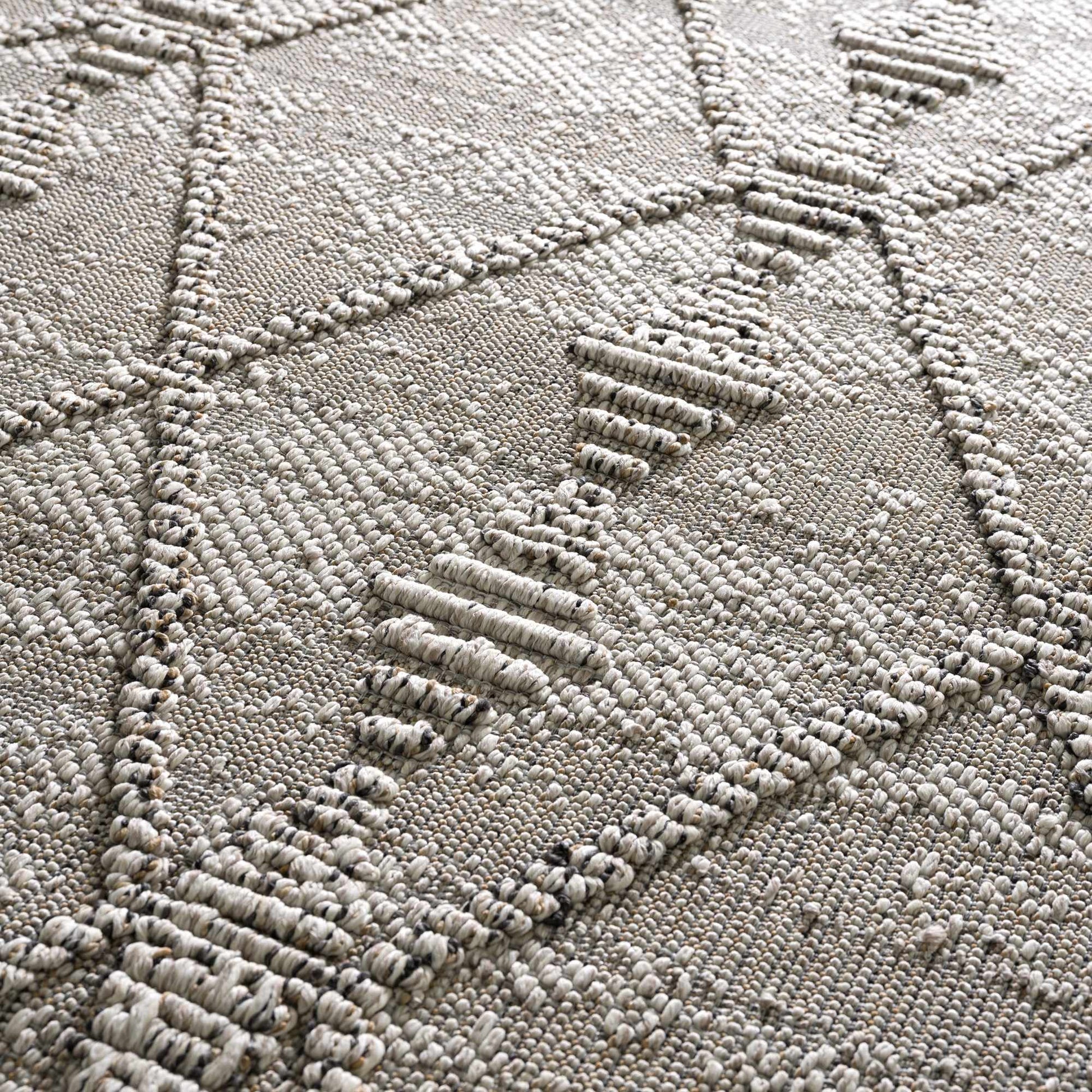 Nyla Bone Indoor & Outdoor Rug - 2x3 Clearance