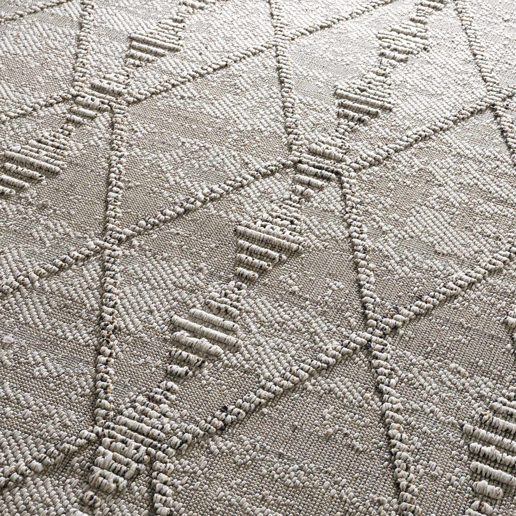 Nyla Bone Indoor & Outdoor Rug - 2x3 Clearance