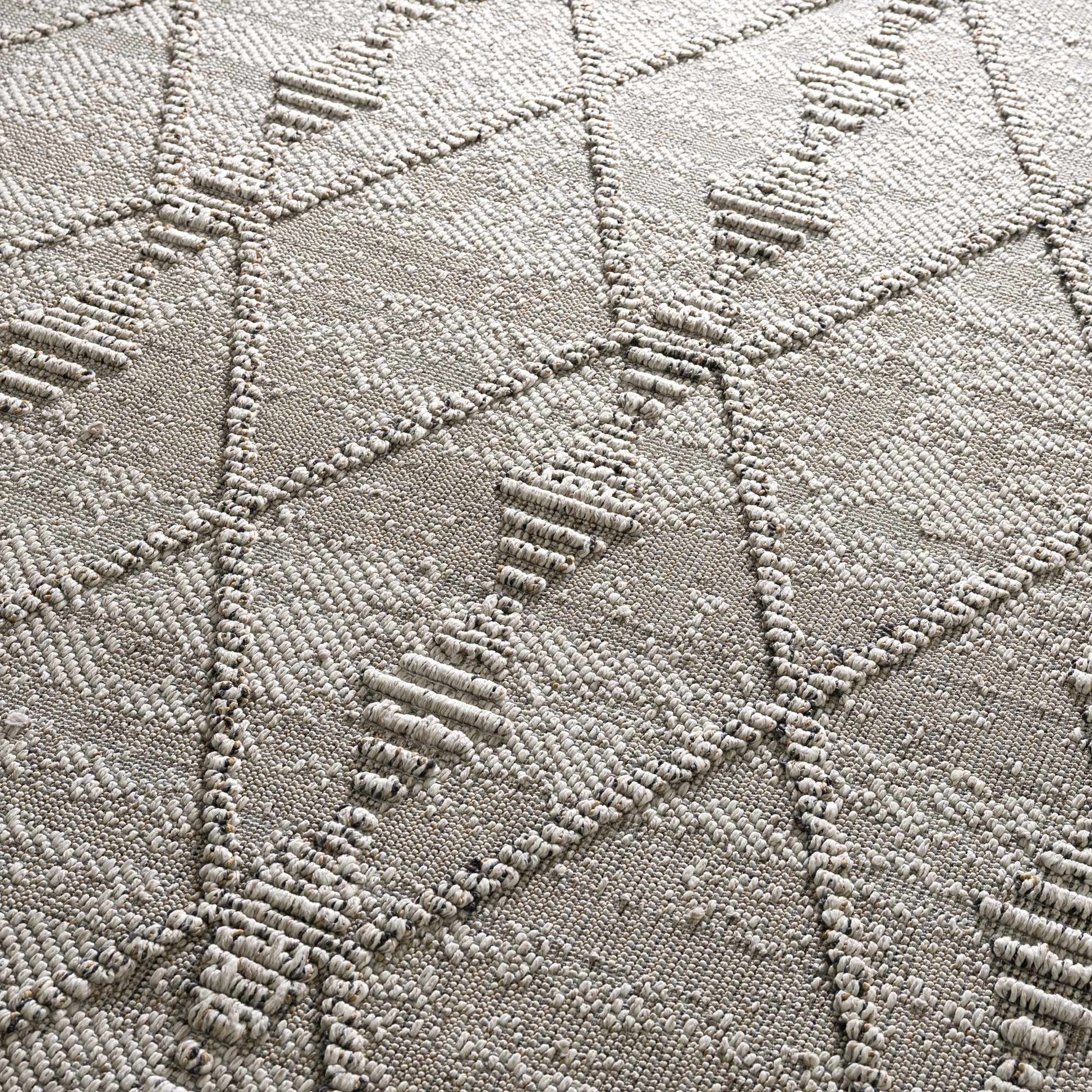 Nyla Bone Indoor & Outdoor Rug - 2x3 Clearance