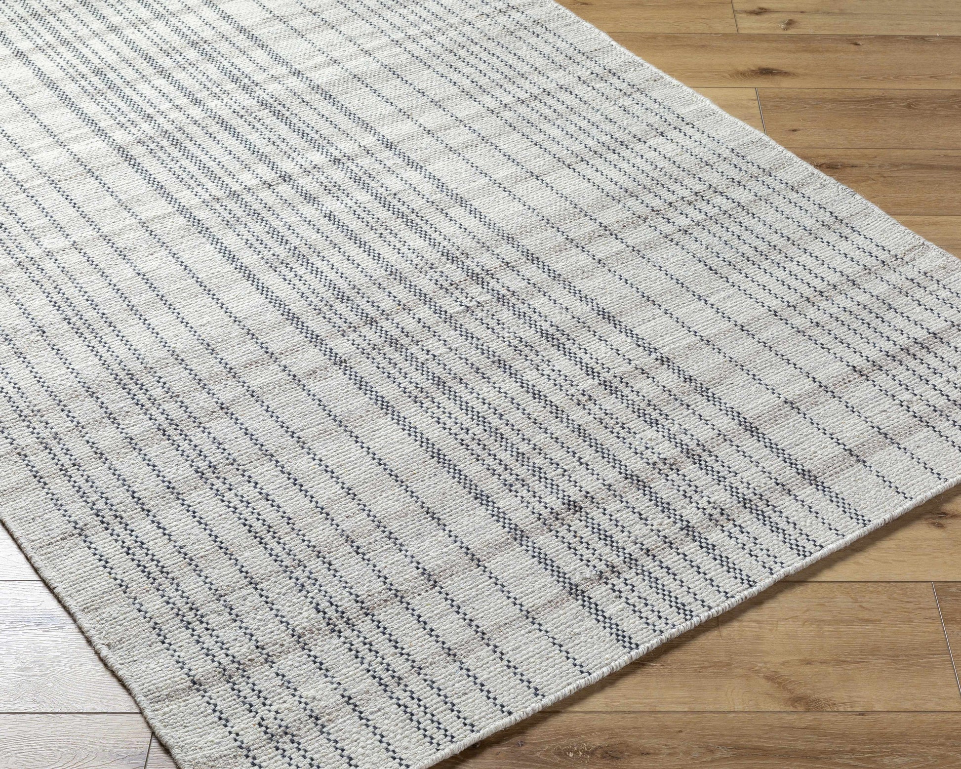 Nissa Gray Blue Checkered Wool Rug