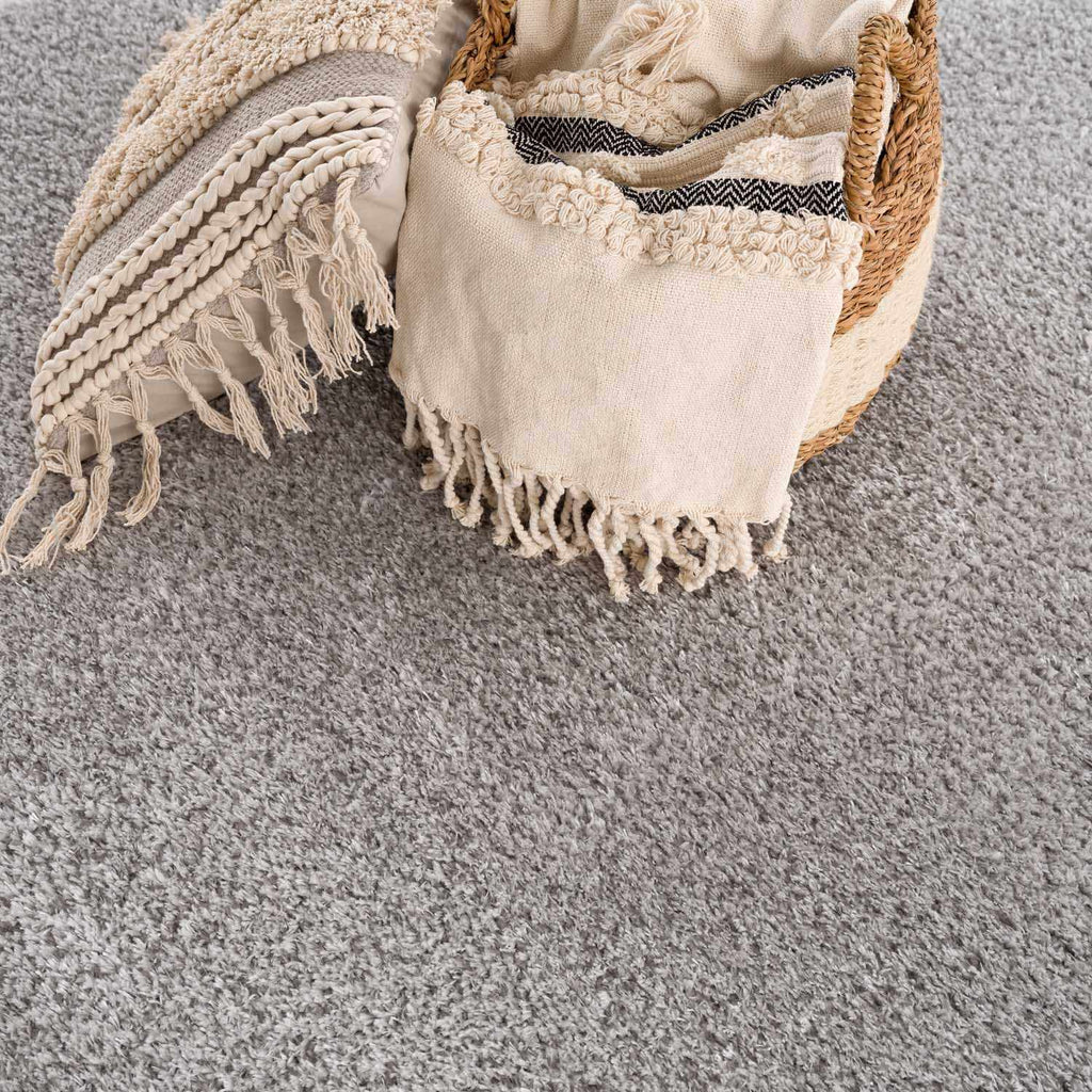 Lunaro Gray Subtle Wavy Abstract Modern Minimalist Polyester Machine Woven Area Rug - Clearance