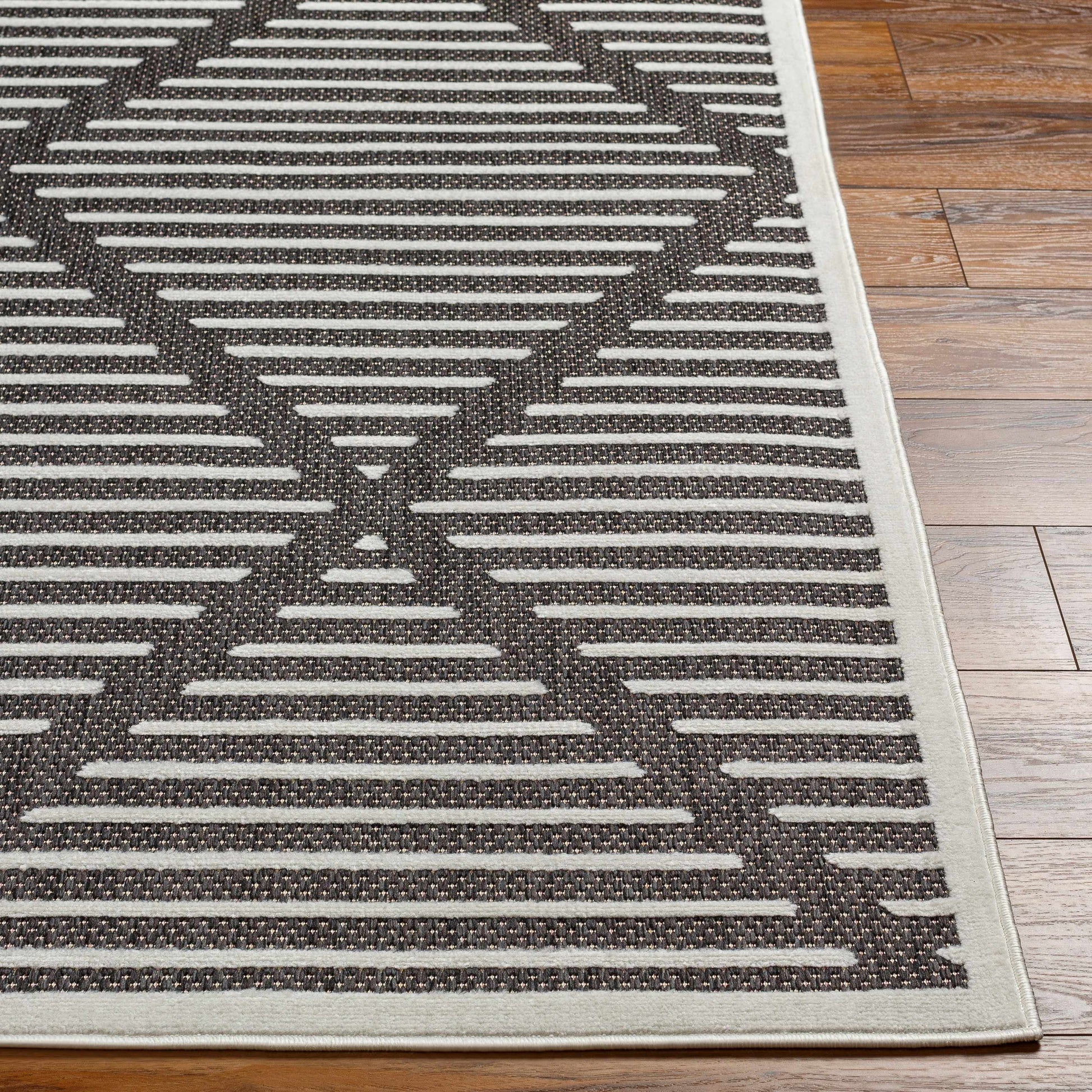 Anah 3D Black Outdoor Rug