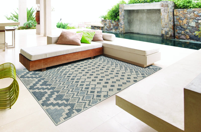 07 Gray Modern Contemporary Indoor-Outdoor Area Rug