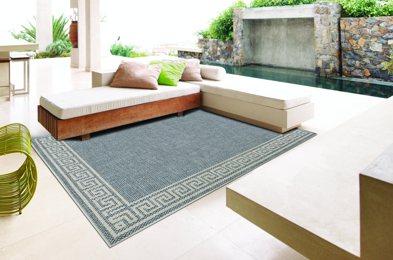 11 Gray Greek Key Border Traditional Indoor-Outdoor Area Rug