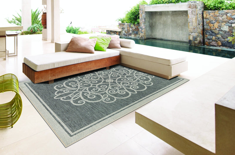 14 Gray Medallion Oriental Indoor-Outdoor Area Rug