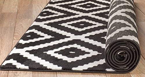 Maverick Black White Diamond Design Contemporary Area Rugs