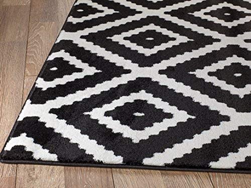 Maverick Black White Diamond Design Contemporary Area Rugs